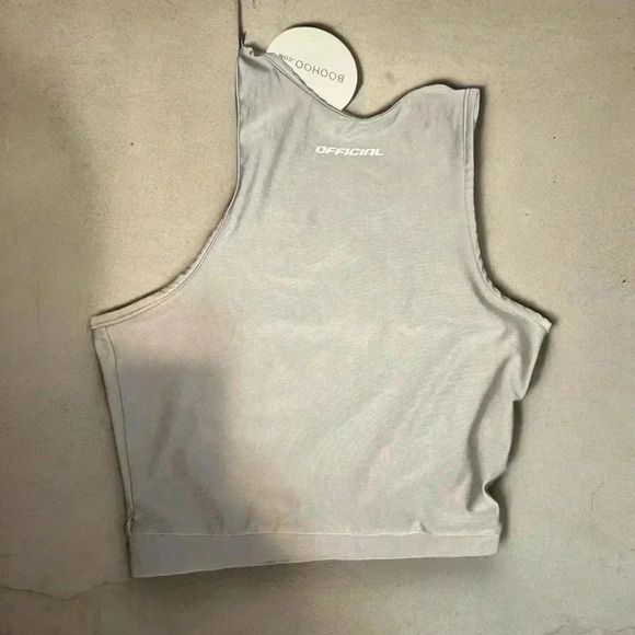 NWT BOOHOO  REFLECTIVE ACTIVE SUPPORT CROP TOP 6 - Picture 3 of 6